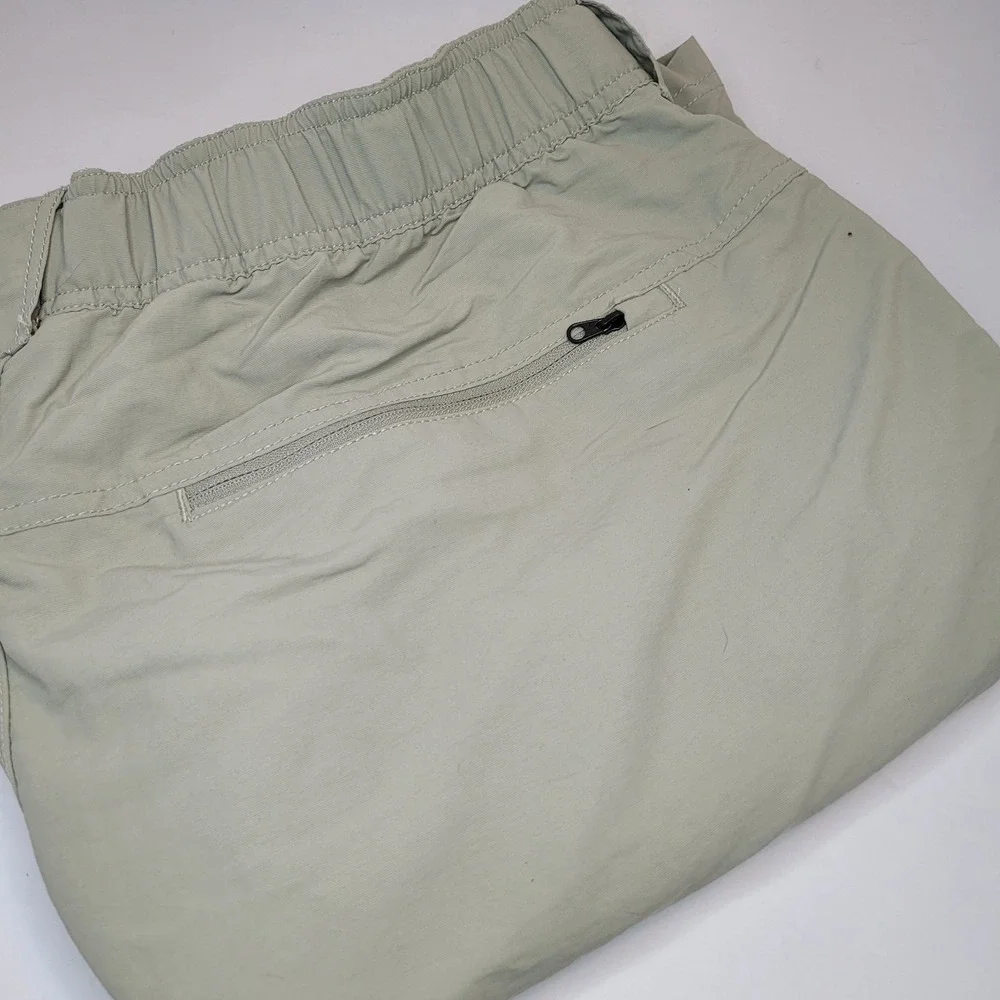 The North Face Cargo Shorts Men's XXL Beige 100% Nylon Zipped Pockets